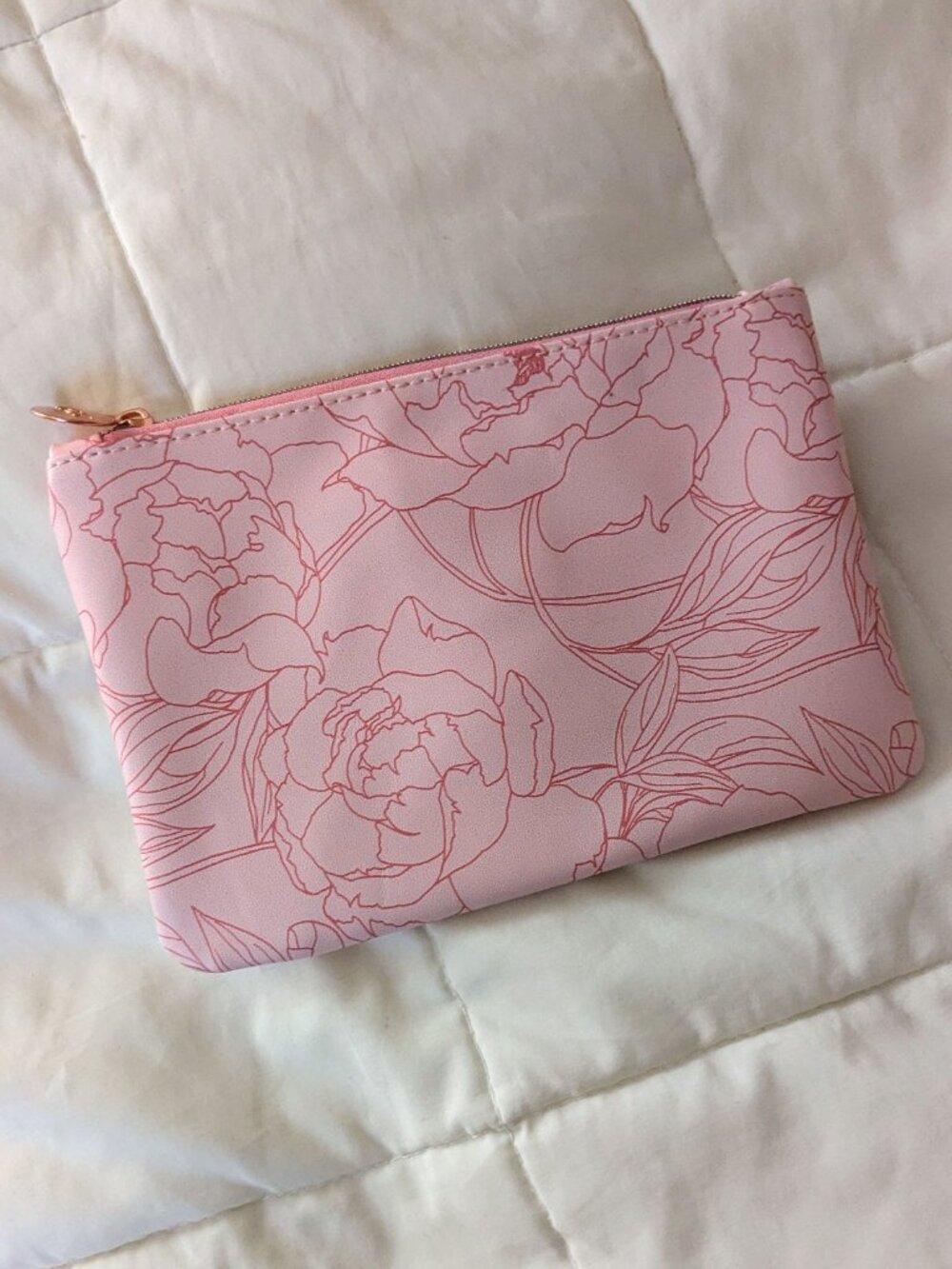 IPSY Glam Bag Flower Power Cosmetic Travel Pouch Rose Gold Peony Pink May 2021 - Picture 3 of 6